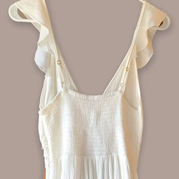 NWT Resort River Island White Dress With Ruffle Straps and A Cross Body Back - Picture 9 of 13